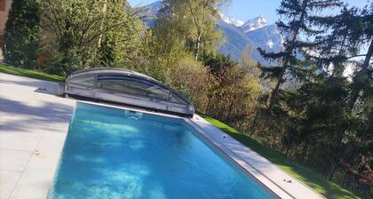 Chalet "Laltizoard" with Mountain View, Shared Heated Pool & Wi-Fi