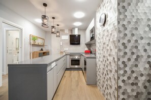 Fridge, microwave, oven, stovetop - Apartment "Brisa Marina" with Shared Pool & Wi-Fi (El puerto de santa maria)