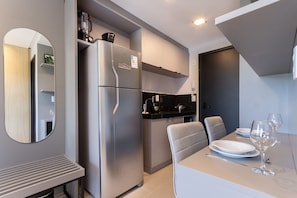 Premium Apartment | Dining