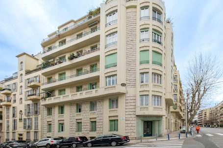 Exterior. Apartment 'Studio Proche Centre Ville Et Gare' with Wi-Fi
