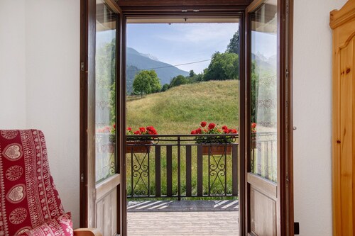 Ferienhaus 'Le Cré Appartamento 2' mit Bergblick, Gemeinschaftsgarten und WLAN