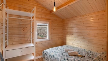 2 quartos, ferros/tábuas de passar roupa, Wi-Fi de cortesia