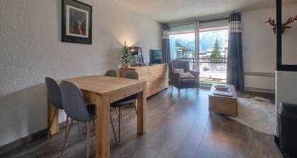 Studio « 2 Alpes » avec vue sur la montagne, terrasse privée et balcon