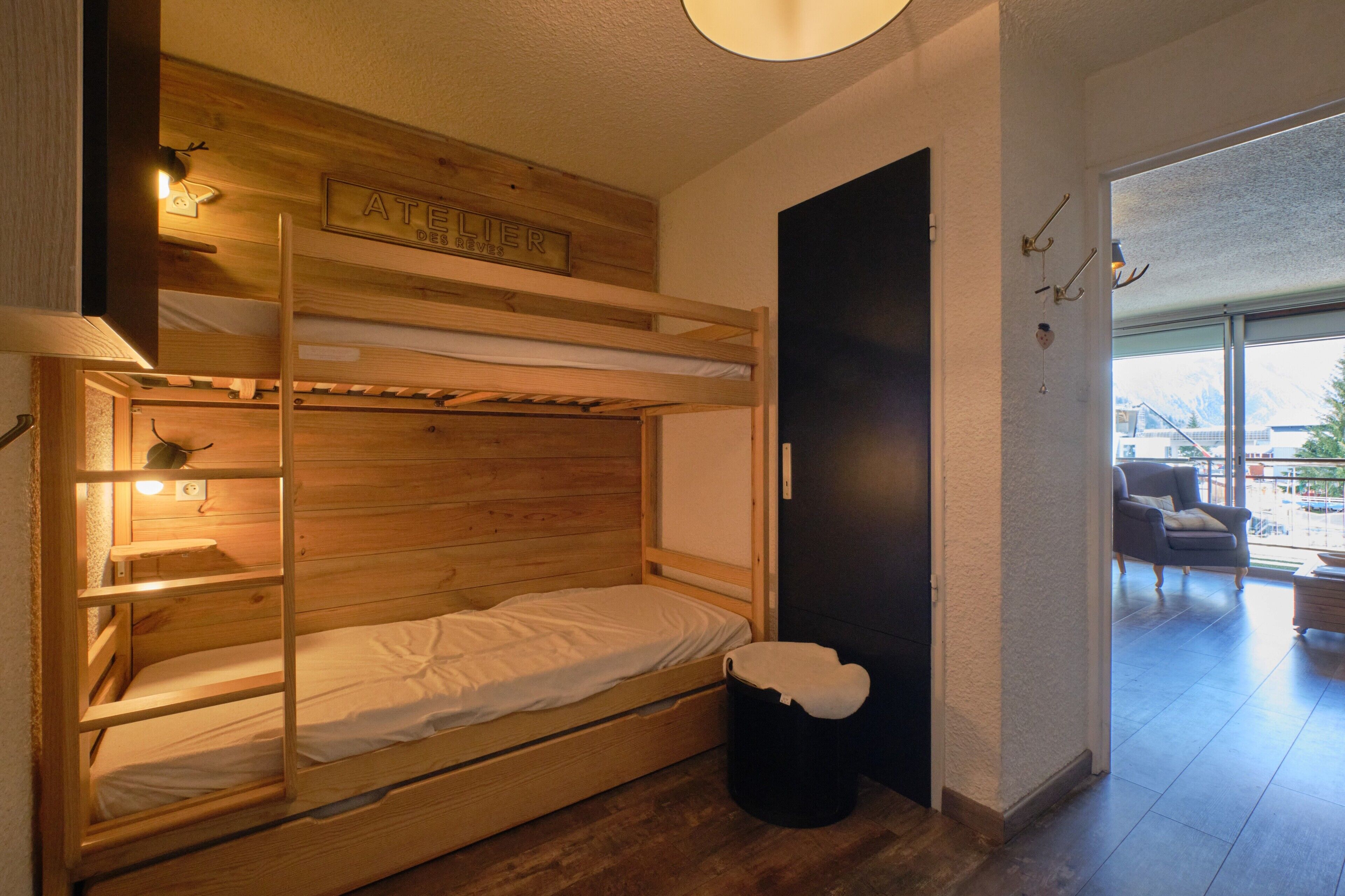 1 habitación y ropa de cama 