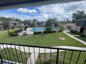 Property grounds - Room by the Lake (Maitland)