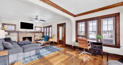 5BR Near UH + Clinic - FULL Bar + Game Room