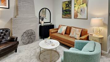 Condo (#1404 - Pets) | Living area | 42-inch flat-screen TV with cable channels, TV