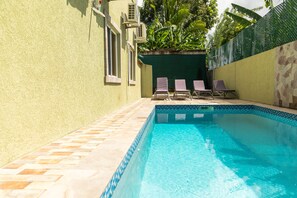 Outdoor pool - Topaz Apartment Villas-Pool Side Piton v (Soufrière)