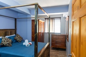 Luxury-Apartment | 2 Schlafzimmer, hochwertige Bettwaren, Daunenbettdecken