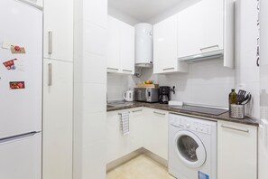 Apartment, Multiple Beds, Balcony, City View | Private kitchen | Fridge, microwave, stovetop, coffee/tea maker - Beautiful Apt. Historic District - Sol (Madrid)