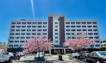 Brandywine Plaza Hotel