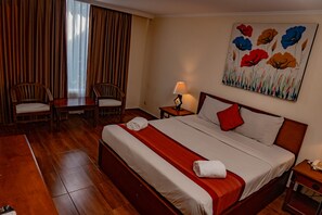 豪華客房 | Select Comfort 床墊、免費 Wi-Fi、床單