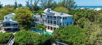 Serenity Cottage in Anna Maria