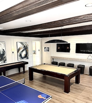 Games room - 2026 Naples oasis with amazing amenities in a serene neighborhood. (Naples)