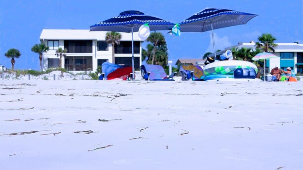 House - AM Island Beach To Bay Bliss (Bradenton Beach)