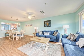 2 bedrooms - AM Island Beach To Bay Bliss (Bradenton Beach)