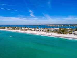 Apartment, Smoking | 2 bedrooms - AM Island Beach To Bay Bliss (Bradenton Beach)