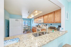 Apartment | 2 bedrooms - AM Island Beach To Bay Bliss (Bradenton Beach)