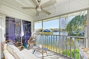 House, Smoking | Terrace/patio