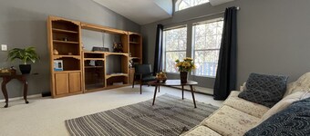 Cosmopolitan Olive
 Minutes away from Cibola National Forest
