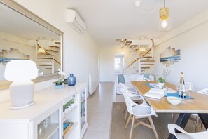 Dining - Isleta Marina Oasis (Javea / Xàbia)