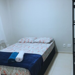 2 makuuhuonetta, Wi-Fi, vuodevaatteet