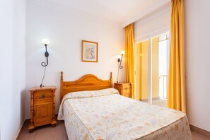 2 Schlafzimmer, Bügeleisen/Bügelbrett, Reisekinderbett, kostenloses WLAN