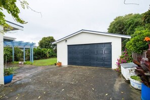 Property grounds - Beach-front Bliss: Coastal Paradise Awaits
 (Haumoana)