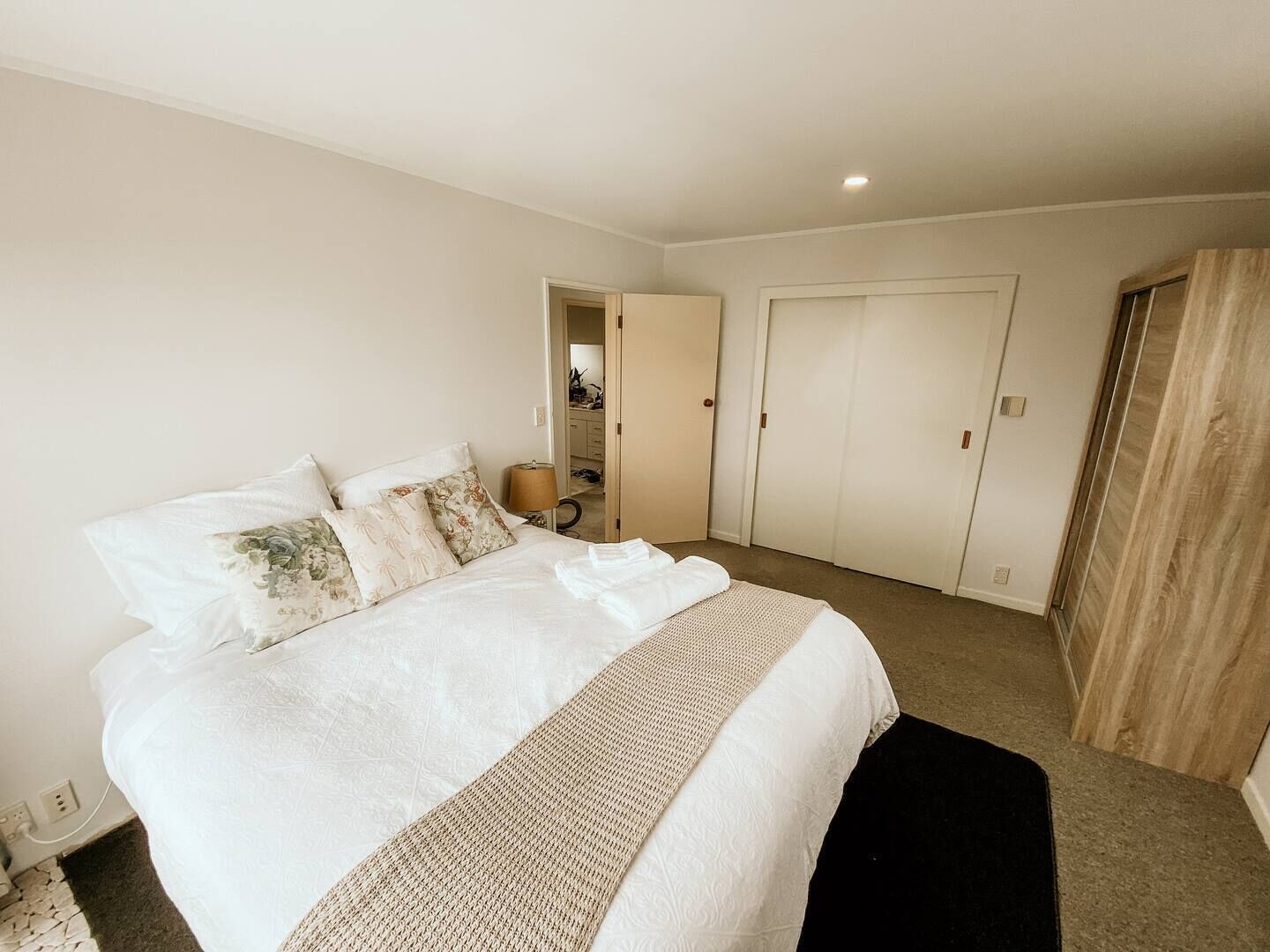 2 chambres, bureau, fer et planche à repasser, Wi-Fi gratuit