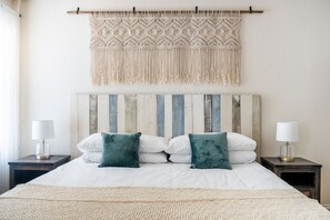 Room - The Gravel Road Ranch - 4bd2ba - Liberty Hill - 5 Acres - King Suite -Sleeps 9+ (Liberty Hill)