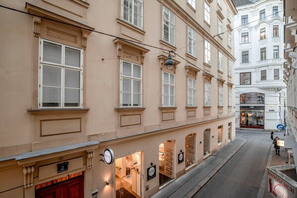 Exterior - Fantastic Innere 3BR, Fully Furnished & Equipped, by Blueground (Vienna)