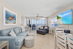 TV - 506 Seaside Condo w/ Panoramic Gulf Views, Pool & BBQ (Fort Myers Beach)