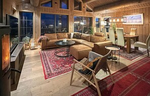 Smart TV, fireplace, stereo