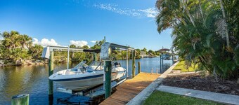 Newly Renovated, Gulf Access & Heated Pool - Villa Following the Sun - Roelens Vacations