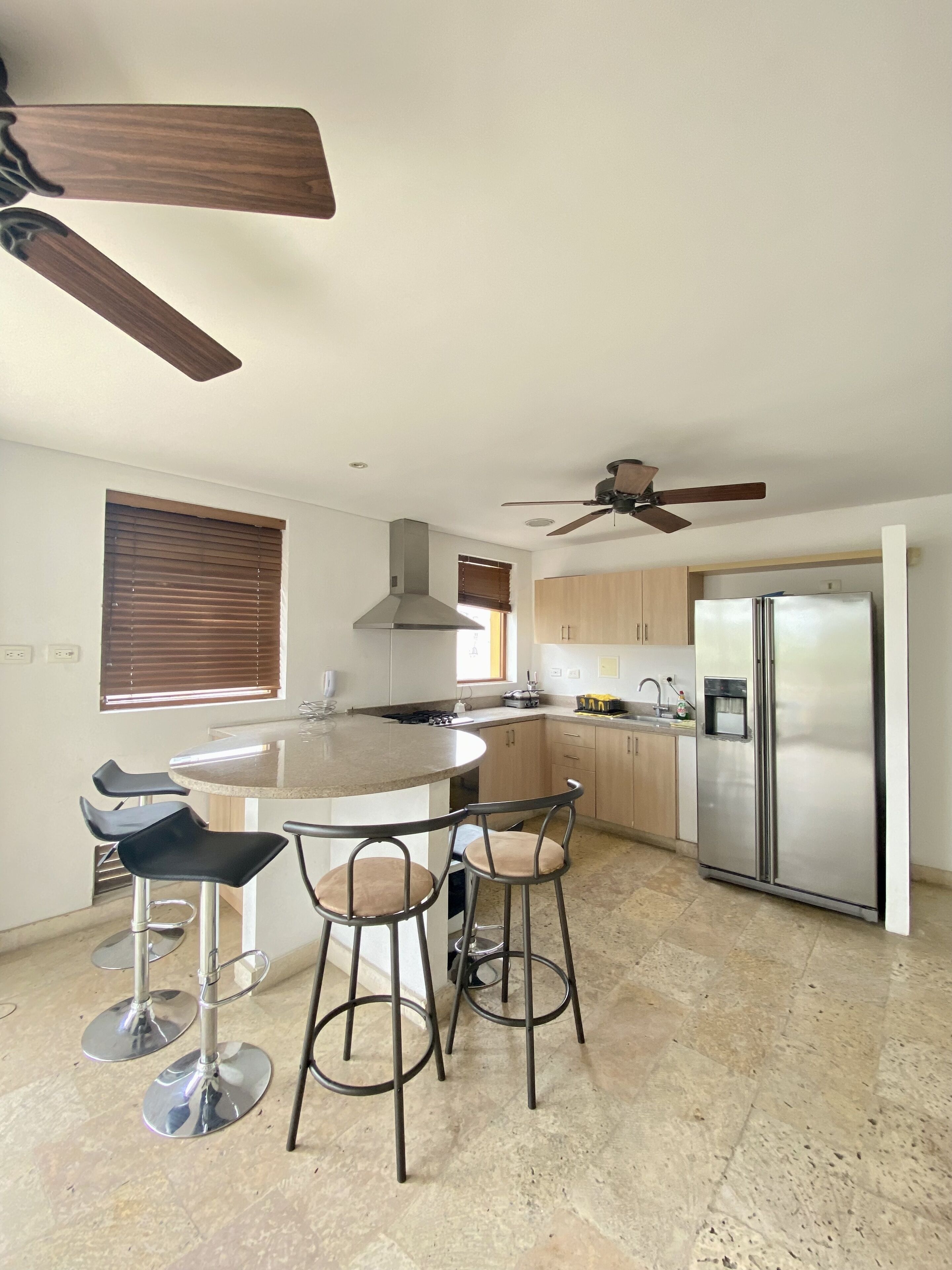 雪櫃、焗爐、爐具