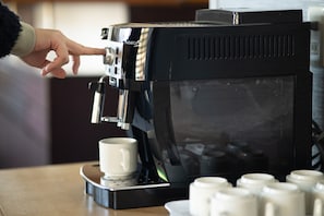 Bao gồm bữa sáng kiểu Nhật hàng ngày 