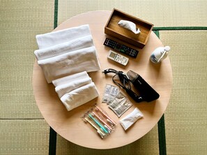 Individually decorated, free WiFi, bed sheets - Yuzawa House (Yuzawa)