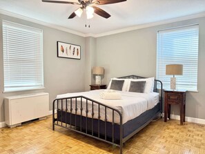1 bedroom, desk, iron/ironing board, WiFi
