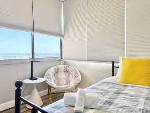 3 habitaciones, escritorio, wifi y ropa de cama 