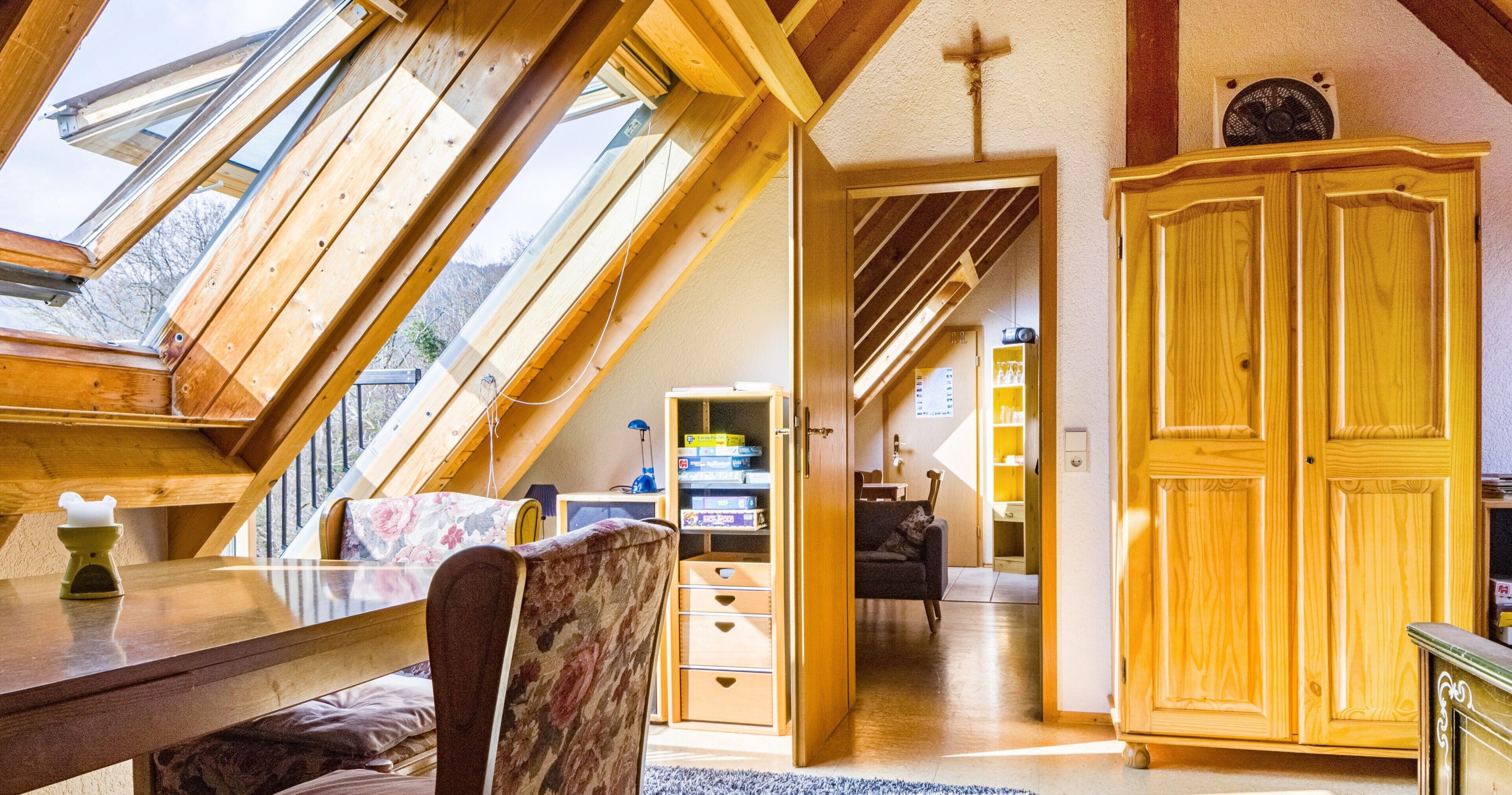 المنشأة من الداخل