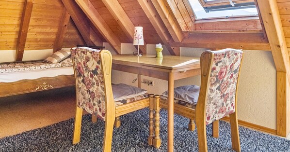 1 Schlafzimmer, Bügeleisen/Bügelbrett, kostenloses WLAN, Bettwäsche