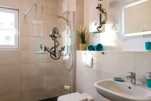 Douche, séchoir à cheveux