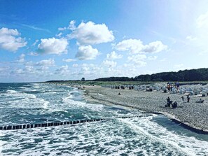Una spiaggia nelle vicinanze