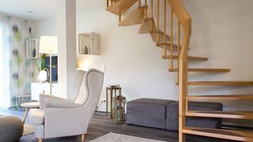 Fernseher, Stereoanlage