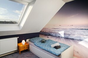 2 chambres, bureau, Wi-Fi gratuit, draps fournis