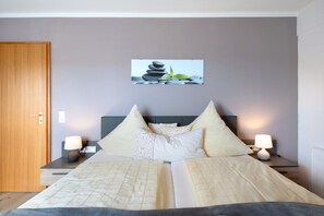 1 chambre, fer et planche à repasser, accès au Wi-Fi (inclus)