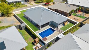 Exterior - Sunsets by the Lake in Silverwoods Estate (Yarrawonga)