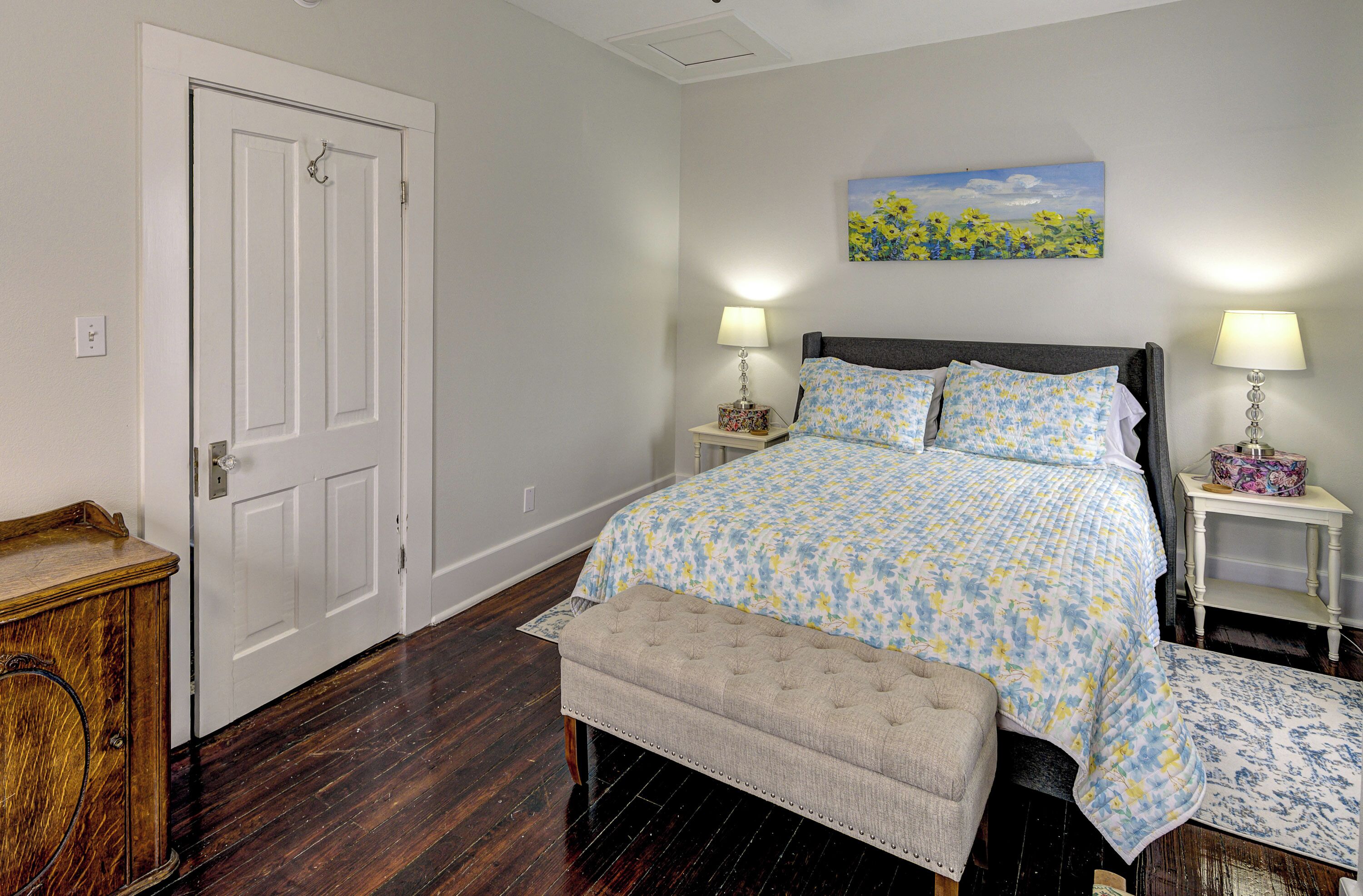 2 soverom, strykejern/-brett, wi-fi (inkludert) og sengetøy