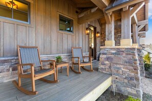 Terrace/patio - Brand New Mountain Home in Great Location (Blowing Rock)
