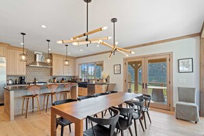 Dining - Brand New Mountain Home in Great Location (Blowing Rock)